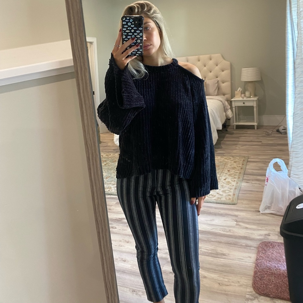 WHOLE OUTFIT